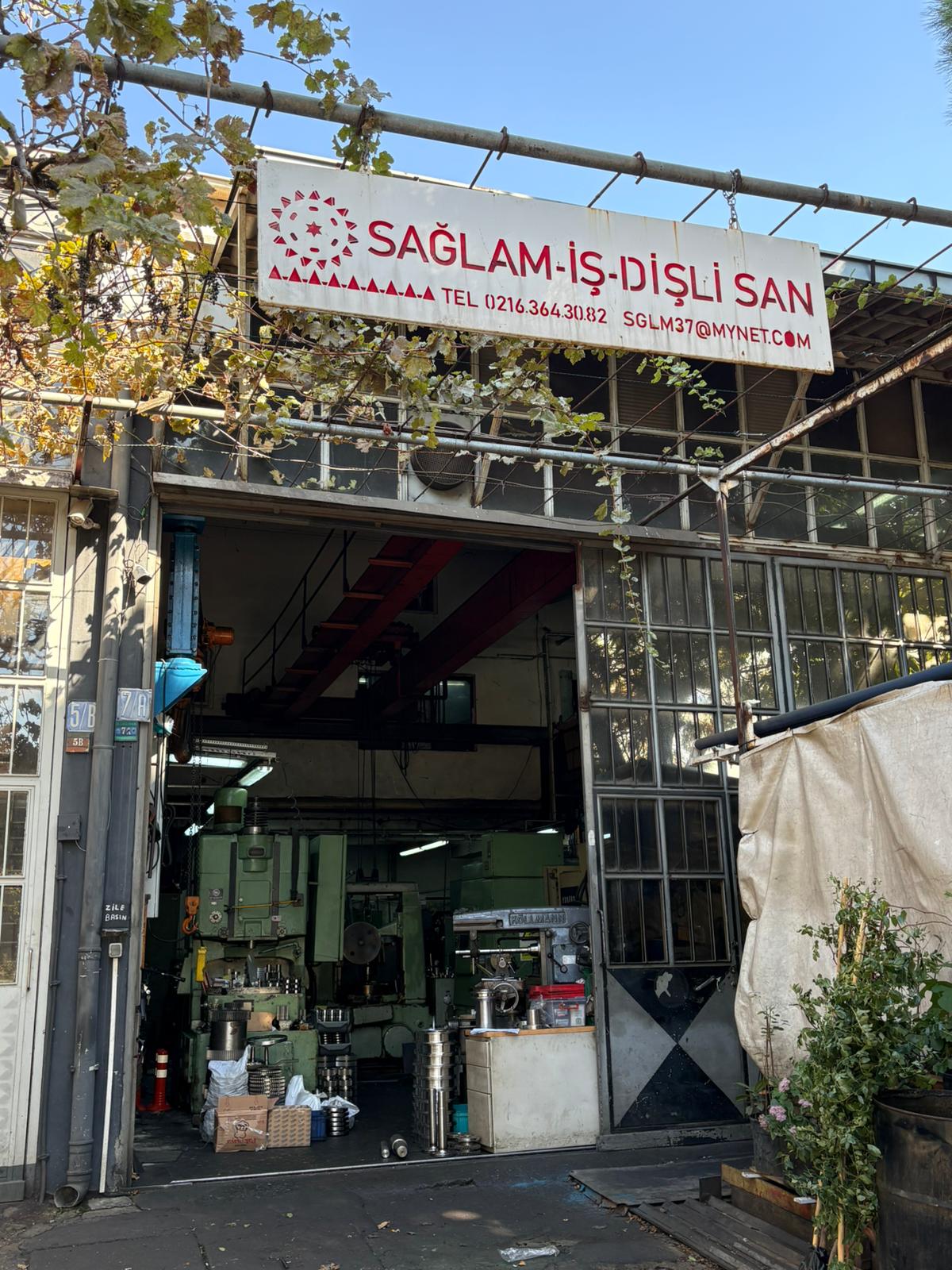 Modern Üretim Tesisi